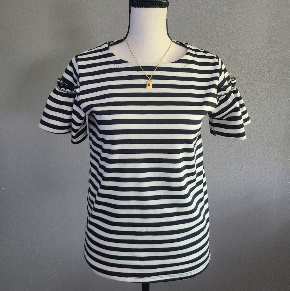 HALOGEN Black & White Stripe Top
